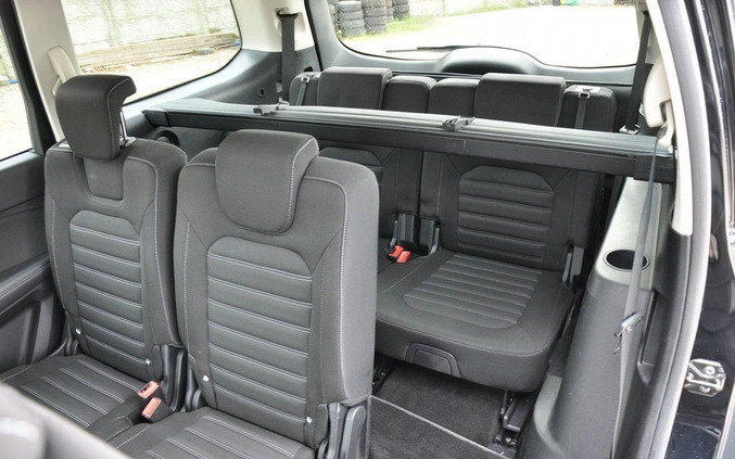 Ford Galaxy cena 59800 przebieg: 210000, rok produkcji 2015 z Gubin małe 277